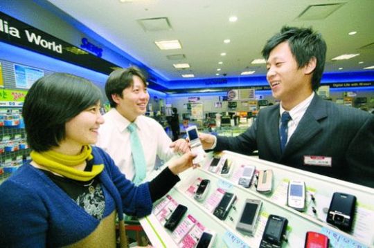[2010 하반기 한경소비자대상] 하이마트, 노동부 인증 전문 상담원 운용