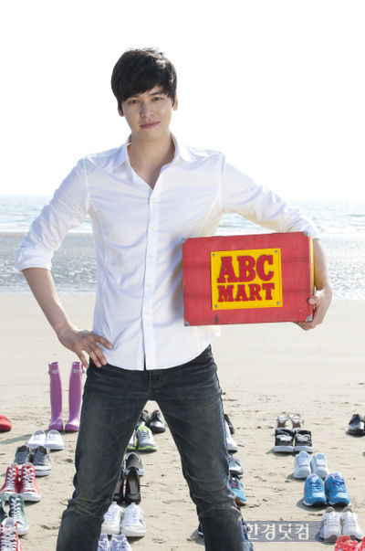 ABC마트, 이장우 모델로 맨발의 청춘 광고