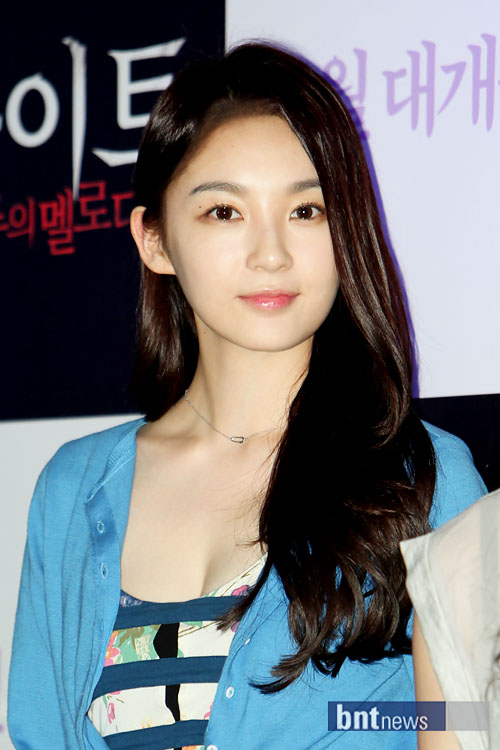 [포토] 강민경 청순 글래머 패션종결자~