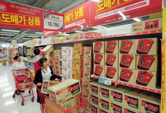 홈플러스 가세…대형마트 빅3 창고형 매장 격돌