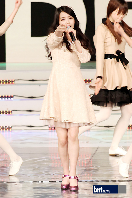 [포토] 아이유 거기 너~!