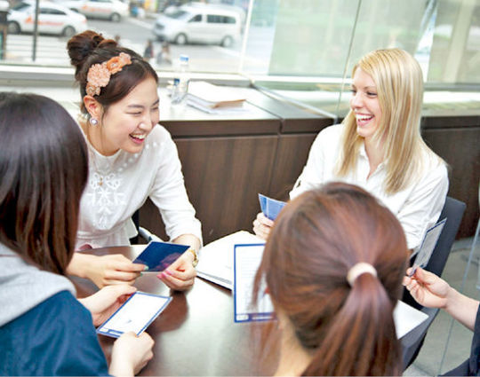 월스트리트 인스티튜트, 영어회화에 모국어 습득원리 도입
