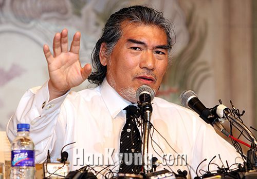 나훈아, 비밀리에 이혼소송 中… 부인 정씨 속사정 보니