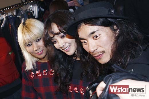 [포토] 윤승아 스티브 J & 요니 P 와 함께!