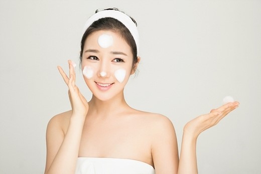 피부 미인 클렌징 법, 초간단 관리 비결 ‘화제’