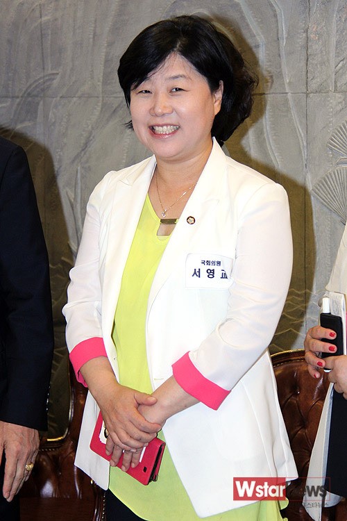 [포토] 서영교 의원, 뮤지컬 사랑해 톤즈 응원합니다