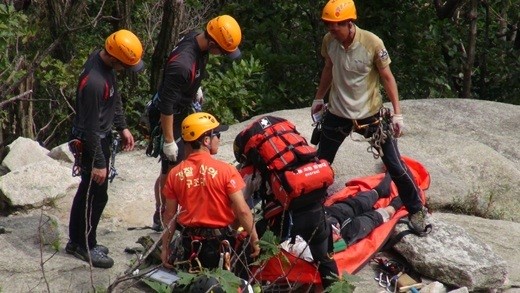 주말 인수봉에서 솔로등반하다 추락사, 북한산경찰산악구조대 김창곤 대장 등반안전 절실하다