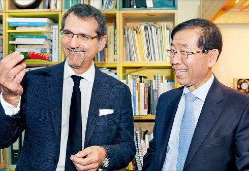 박원순 시장 협동조합의 천국 볼로냐 시장을 만나다
