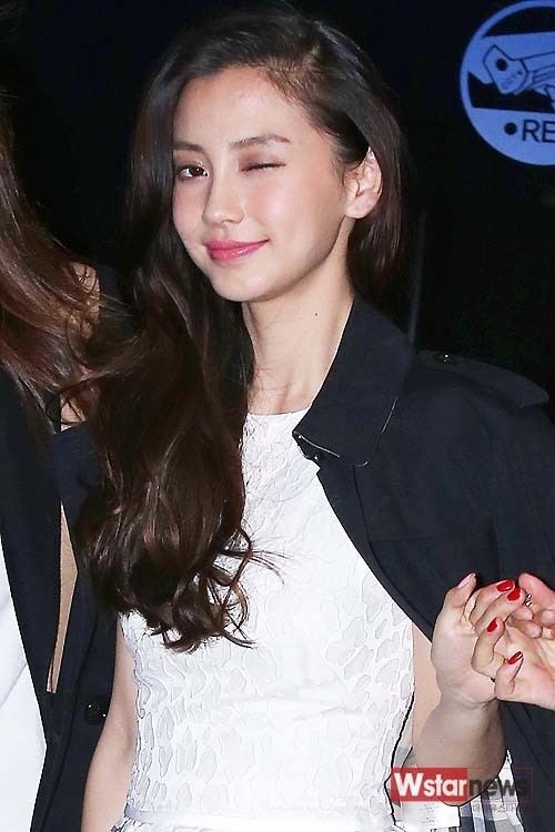[포토] 안젤라 베이비 男心 녹이는 섹시윙크!