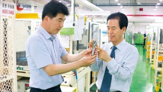 절삭공구의 강자 한국OSG, 日서 견학오는 엔드밀 회사 올 매출 1000억