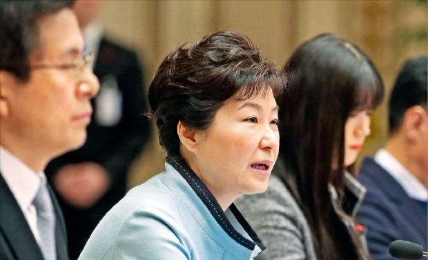 노동개혁은 거래수단 될 수 없다…박 대통령 입법 늦어 반쪽 성과, 경제법안 통과 촉구