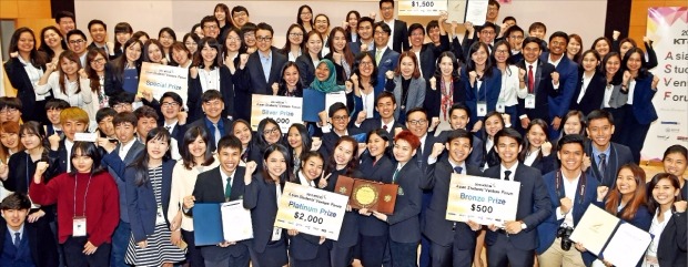 [아시아 최대 대학생 창업 축제] 치매환자 치아에 칩 넣어 위치 추적…헬스+IT 아이디어 쏟아져