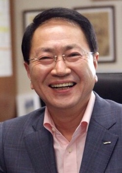 세븐일레븐 편의점, 점포 수보다 서비스 질로 경쟁
