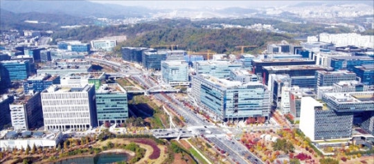 제조업 몰락 - 지식기반 기업들 새먹거리로 등장... 대한민국 수도권 인구집중 더 가속화 된다 | 인스티즈