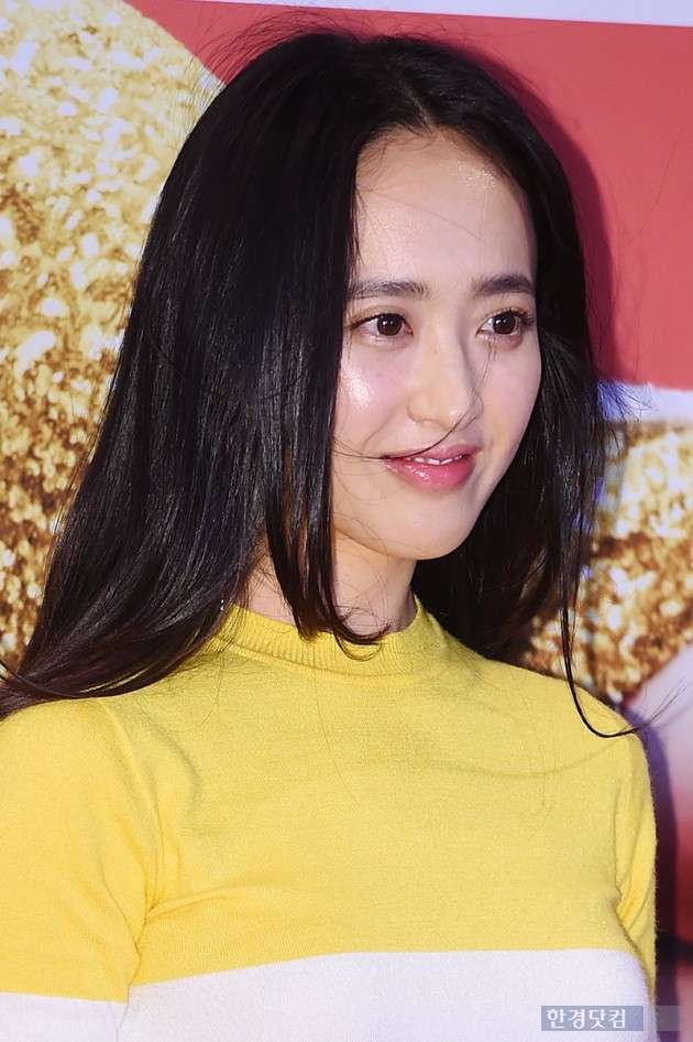 [HEI포토] 김민정, 머리카락으로 가릴 수 없는 미모