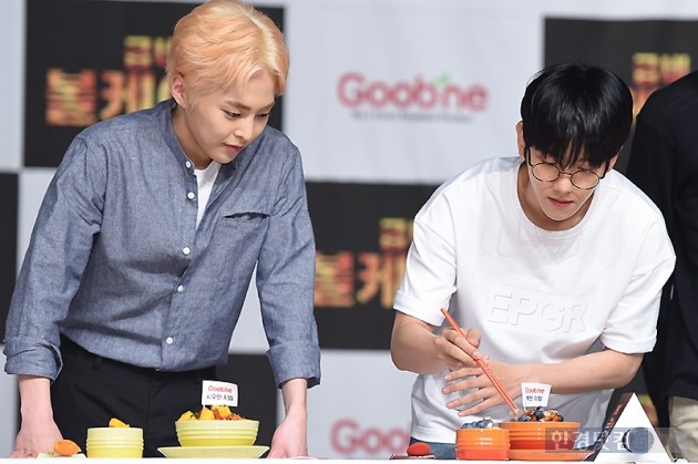 [HEI포토] 엑소 시우민, 백현이 치밥도 맛있겠는데~