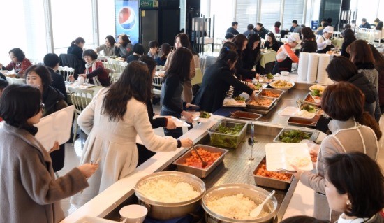 구내식당 리모델링 고민하는 은행이 많아진 이유
