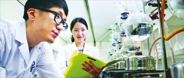 강신호의 신약 집념…6300억 기술수출