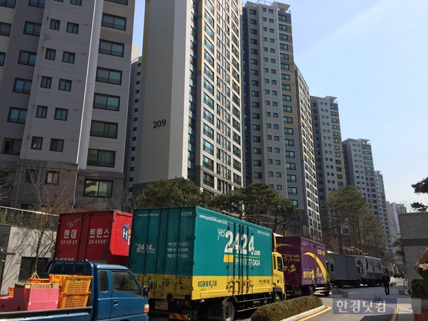 [현장 르포] 3.3㎡ 3000만원 경희궁자이, 비싸지만 품격 있네