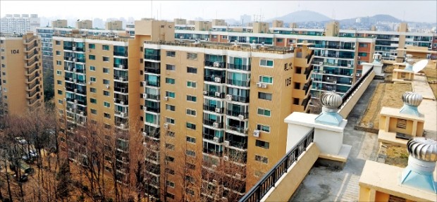 50층 고집 압구정 현대·50층 포기 잠실5, 재건축 심의 재개