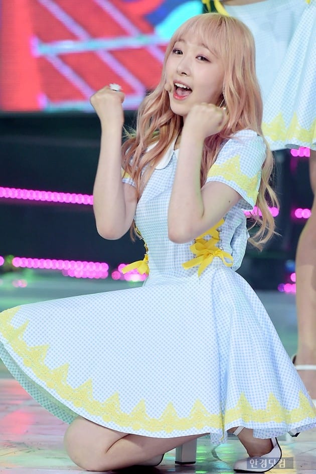 [포토] 우주소녀 수빈, 깜찍한 미모에 시선강탈~