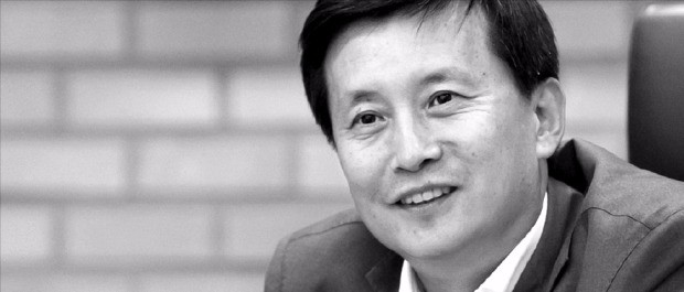김철 SK케미칼 사장 상품 좋아도 고객 있어야 팔죠…친환경 필름용 소재 승부