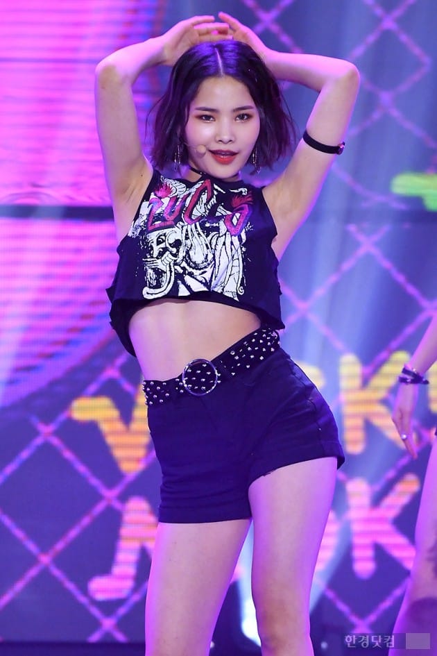 [포토] 위키미키 리나, 강렬한 걸크러시~
