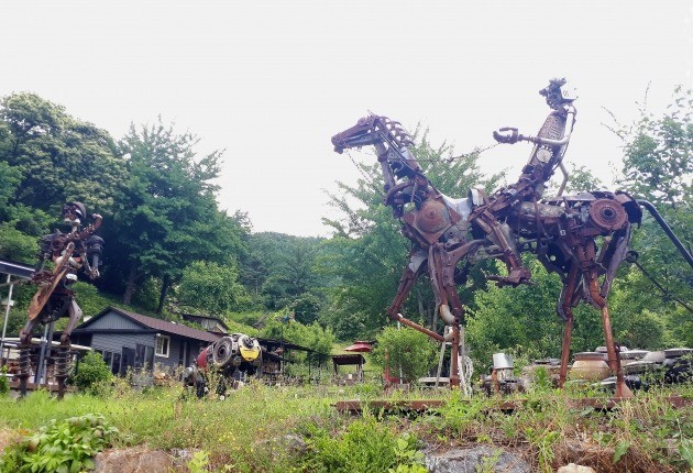 [집코노미] 압구정동에서 잘 나가던 미용사, 산으로 들어간 까닭