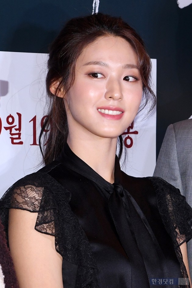 [포토] 설현, 배우 김설현입니다.
