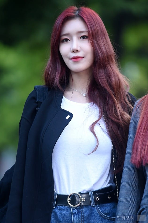 [포토] 우주소녀 다원, 단아한 미모 뽐내며~