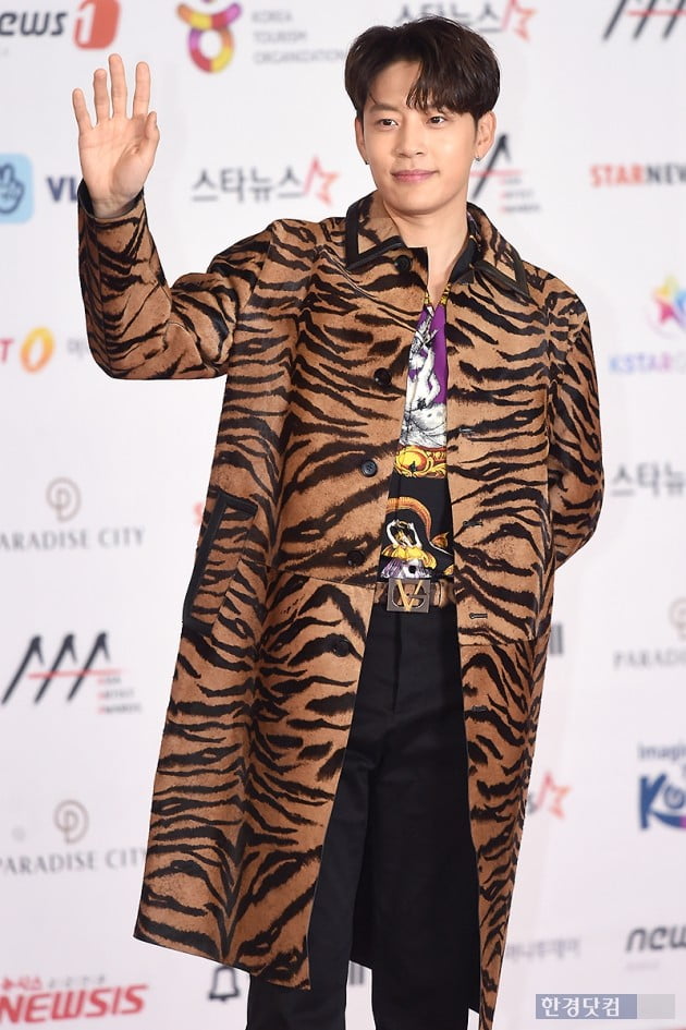 [포토] 세븐, 멋진 모습에 시선강탈~ (2018 AAA)