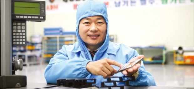 반도체 이어 LCD·OLED·태양광 시장까지…제조장비 영역 넓혀가는 에이디엠