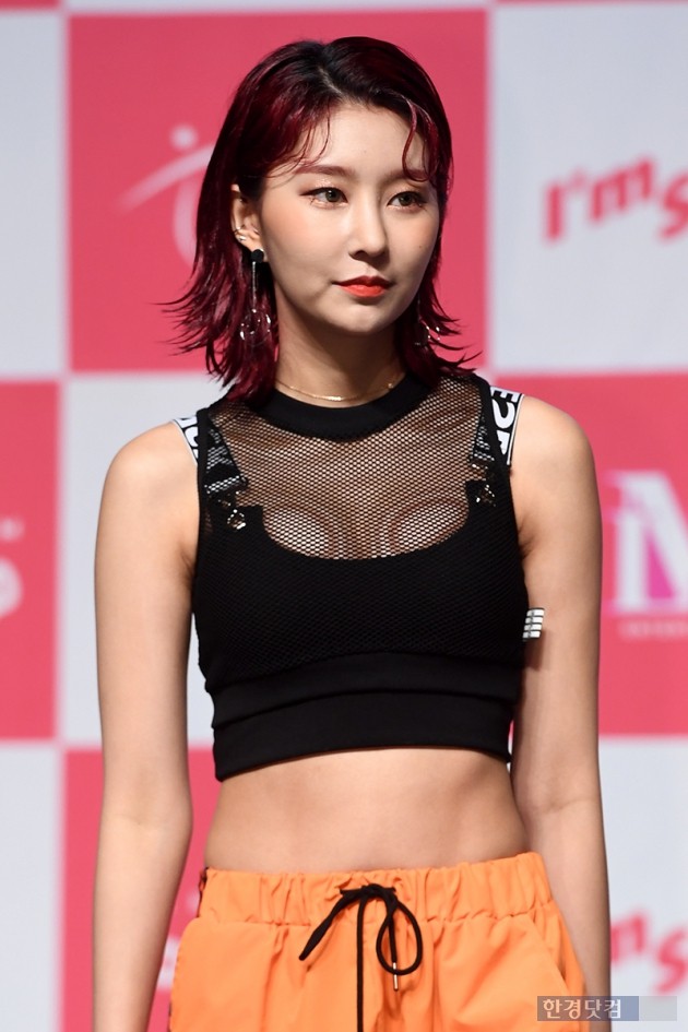 [포토] 모모랜드 혜빈, 시선 강탈 의상