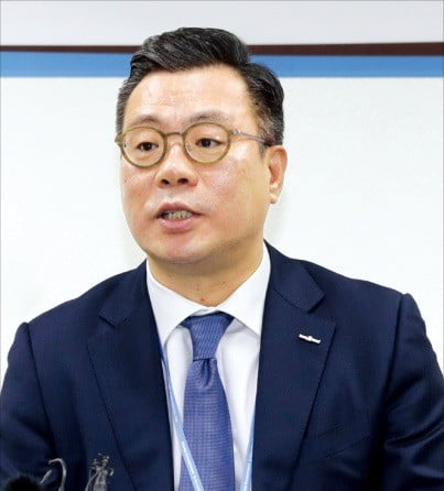 고객에 진정한 친구돼라…정일문 사장의 기업 네트워크 원천은 진우회
