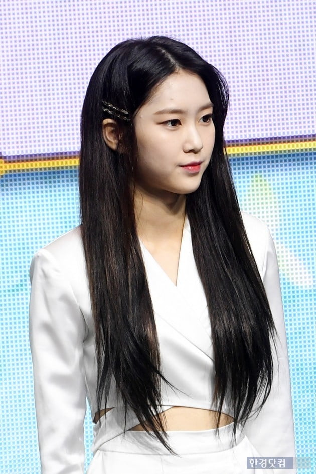 [포토] 오마이걸 지호, 시크한 매력이 돋보이는 그녀