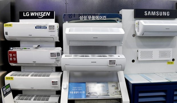 [이진욱의 전자수첩] 에어컨 언제 사야 하나요…최저가의 비밀