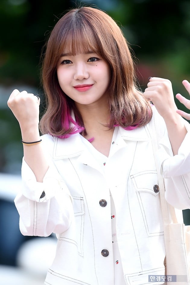 [포토] 위키미키 최유정, 돋보이는 깜찍 미모