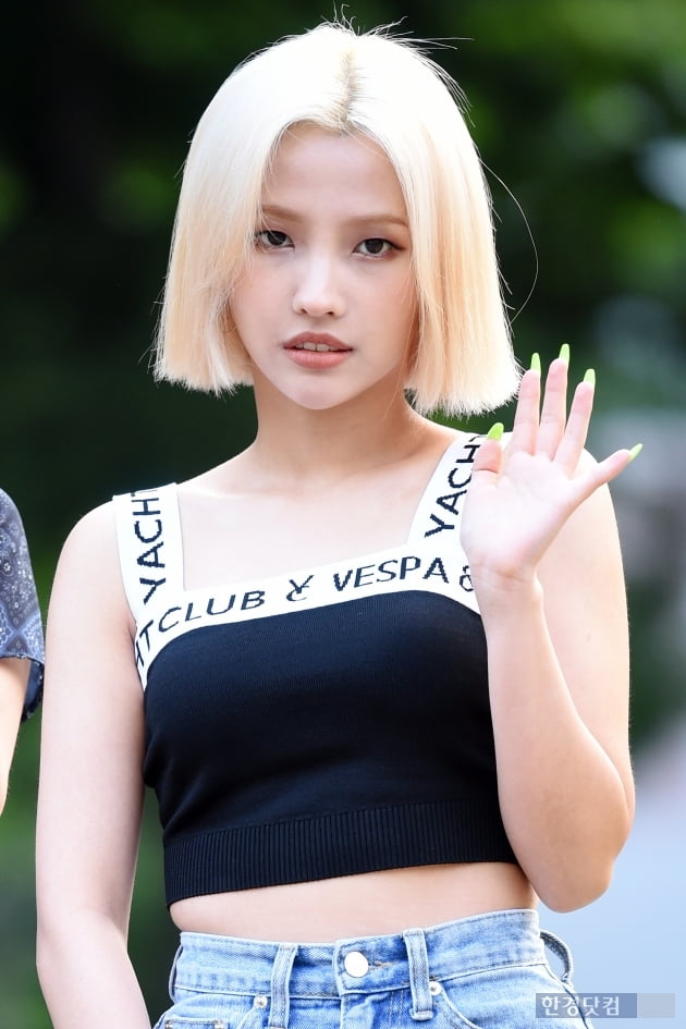 [포토] (여자)아이들 소연, 금발 똑단발로 시크하게~