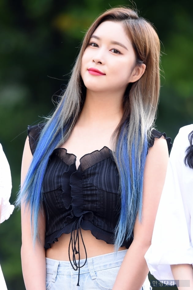 [포토] 우주소녀 다영, 눈길 사로잡는 투톤 헤어
