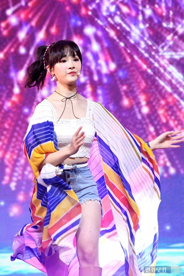 [포토] 공원소녀 앤, 휘황찬란 무대
