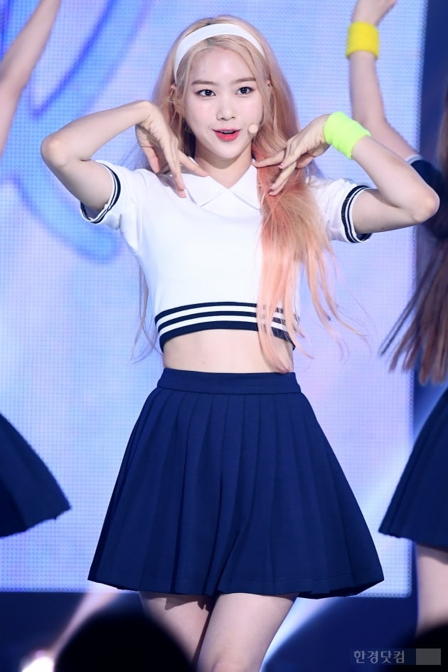 [포토] 오마이걸 지호, 더 예뻐진 모습에 시선강탈