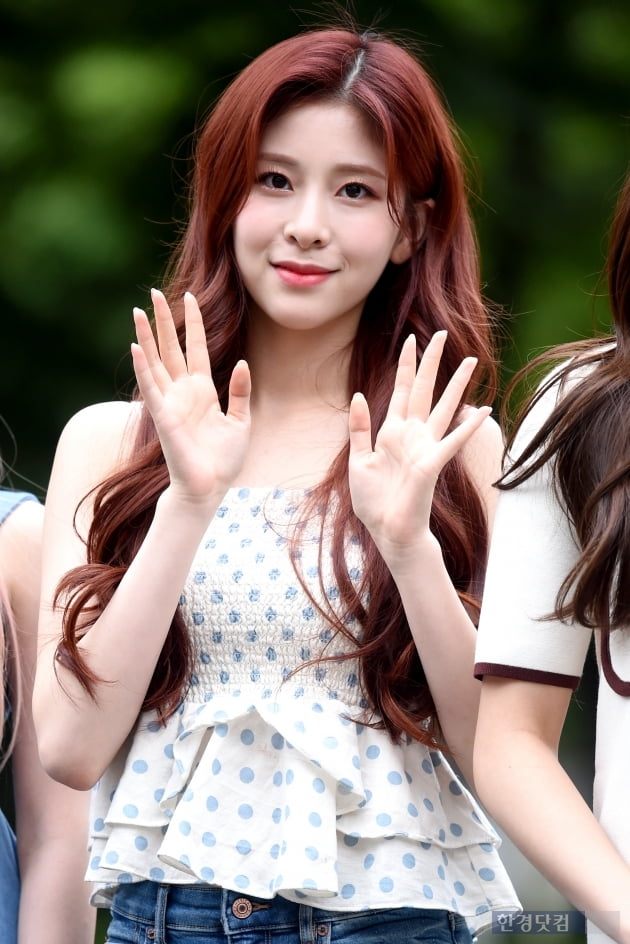 [포토] 공원소녀 민주, 예쁜 미소가 사랑스러워