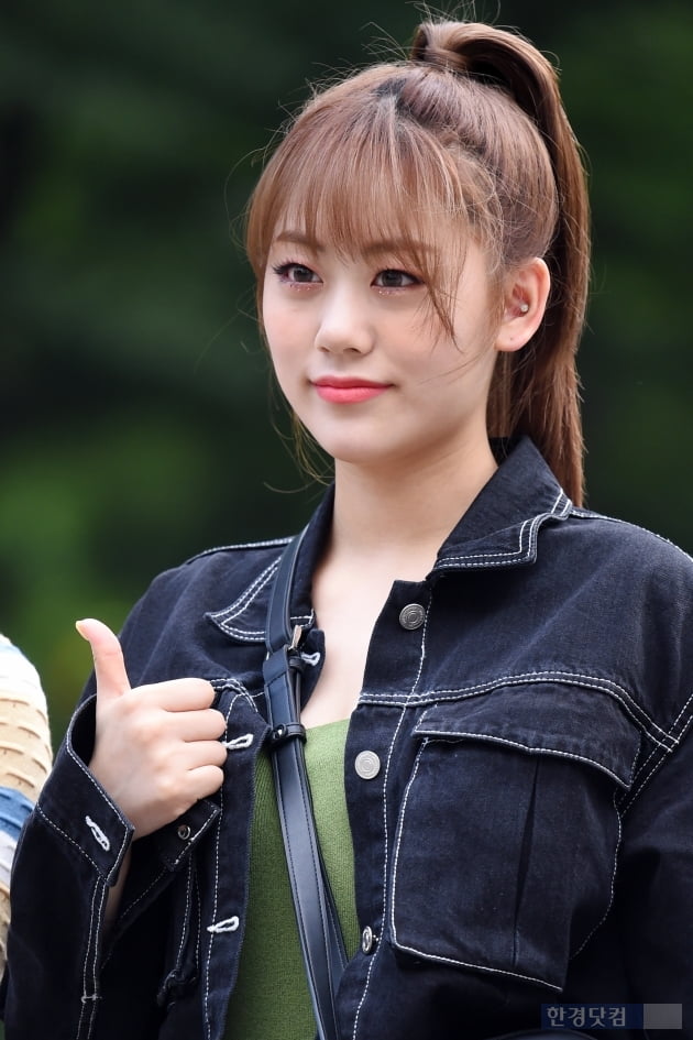 [포토] 위키미키 루아, 시크하게 엄지척~