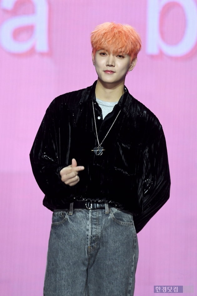 [포토] 뉴이스트 렌, 자몽색 헤어도 완벽 소화