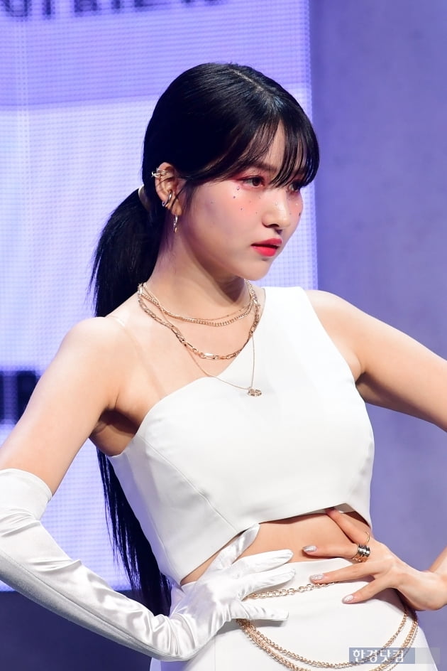 [포토] 여자친구 소원, 모델 포스 풍기며