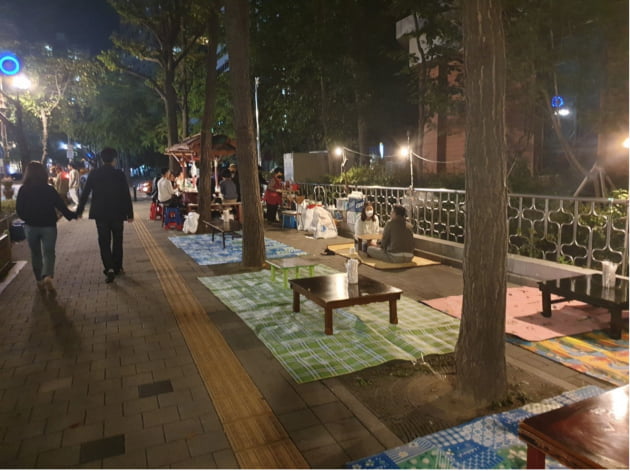 학교 앞서 술 파는 게 뭐가 문제냐…구청 유리 깬 민주노련