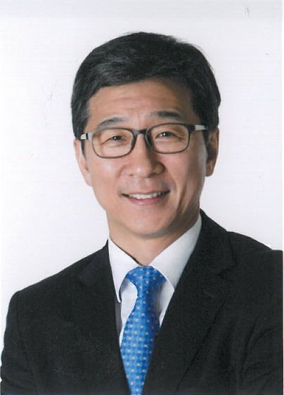 한은법 개정 나선 정치권 "물가안정 고집하려면 조직 축소해라"