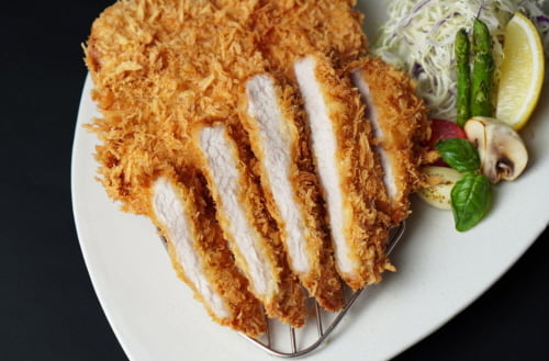 동명카츠, 매달 ‘카츠데이’ 개최