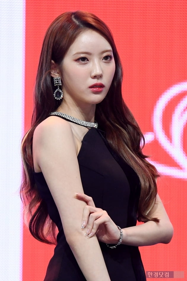 [포토] 우주소녀 루다, 워너비 어깨 라인