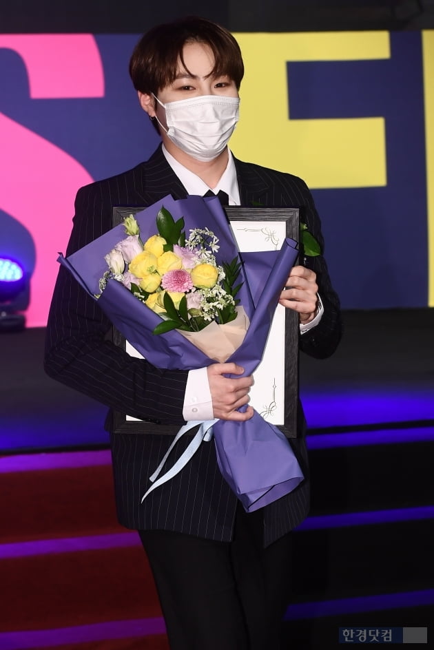 [포토] 하성운, 하늘 반하게 만드는 멋진 미소